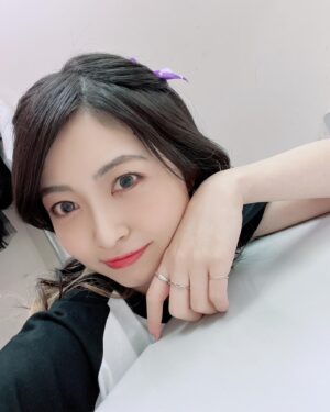 Mayu Yoshioka Instagram - 載せてなかった自撮りを、今あげるやつ。

消す前に………。

🎀

#ヨシオカとホンイズミ 
#ヨとホってなに