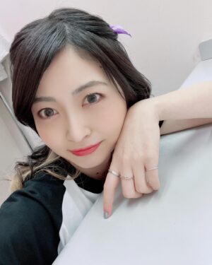Mayu Yoshioka Instagram - 載せてなかった自撮りを、今あげるやつ。

消す前に………。

🎀

#ヨシオカとホンイズミ 
#ヨとホってなに