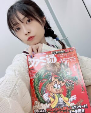 Mayu Yoshioka Instagram - 自撮り始め。
2024年も頑張ります😃

#吉岡自撮り頑張るってよ 
#マユ通