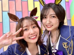 Mayu Yoshioka Instagram - #ぱかライブTV 共演者の皆様と🫶

初めてばかりで緊張してたんですが、皆さんにたくさん支えていただき、乗り越えることができました…！
(みんな本当に可愛い面白いすごい天才)

エースのパペットとも撮ることができました。
ほんっっっとにかわいい。最高でした✨

#ウマ娘