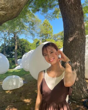 Mayuna Saburi Instagram - 🧸私服🧳

one-piece @ellegirlfashion_jp 

まだまだ暑い日が続くけど気分は秋🍂
色だけでも秋ぽく…☀️
たくさん水分取って過ごしましょう〜！

#ootd #outfitoftheday 
#さぶりんこーで