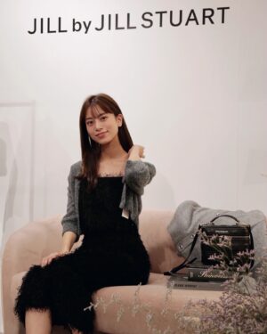 Mayuna Saburi Instagram - @jillbyjillstuart_official 
2024 FW collection 🧶✨
“GLOW WITH SHADE” 

ありがとうございました🐰

#pr #jillbyjillstuart #ジルバイジルスチュアート #JILLby #ジル