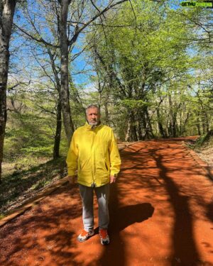 Mazlum Çimen Instagram - Yürüyor yürümekte olan☺️🏃🏻