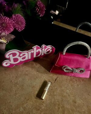 McKenna Roberts Instagram - Your gonna love this film, go watch @barbiethemovie in theaters july 21st! 👛🍿💖
.
.
.
outfit: @betseyjohnson @infinitycre8ive 
jewelry: @ettika @kendrascott 
bag: @petalandpup 
hair: @sabrina.porsche