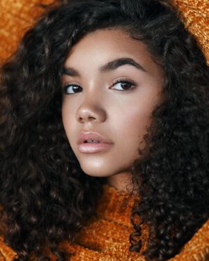 McKenna Roberts Instagram - 🧡🅕🅘🅔🅡🅒🅔🧡 This amazing shot💋 
BY @lillykphotography 
HMU @melsophiaa 
HAIR @carynncondon .
.
.
#mckennaroberts #beautyshot #portrait