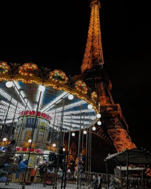 McKenna Roberts Instagram - ç'est la vie, go to paris⚱️