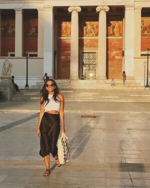 Meagan Holder Instagram - Athens, Greece. Beautiful sunsets, delicious olives 🫒