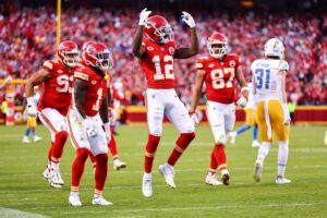 Mecole Hardman Jr. Instagram - Good to be back in Chiefs Kingdom 🙏🏾❤️