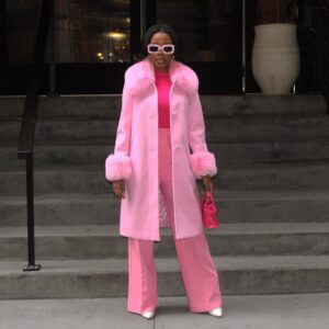 Mecole' Hayes Instagram - Having a pink moment for day 3 of NYFW 🎀

#NYFW #nyc #fashionweek #newyorkfashionweek #sohonyc