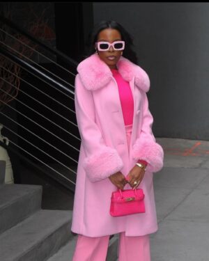 Mecole' Hayes Instagram - We are so looking forward to having @meme_hayes on the “Corporate Tea” Panel! 

Known for her hilarious outtakes and unforgettable glam, Meme became a fan favorite during her time on @cbstv Big Brother! Not only is she a funny and glamorous reality tv star, she is also a savvy political consultant with a decade of experience in politics.

In her current role as a Political Consultant, Mecole uses her passion for developing equitable education systems to draft federal policies that provide students with a comprehensive education experience, no matter their zip code! Meme has served as a Senior Policy Advisor in the U.S. House of Representatives and as an Education Lobbyist for several national non-profit organizations. She is a beautiful example of go big or go home and we can’t wait to hear from her on navigating multiple career fields, taking your seat at the table and how to over achieve In all you set your mind to. Grab your tickets Grls, the tea is hot! ☕️