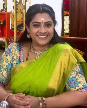 Meera Krishna, Meera Siva Instagram - Jewellery for abirami #karthigaideepam @jewel_by_sankge 😍🤗
