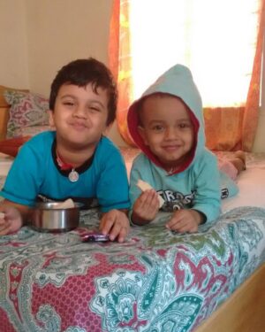 Meera Krishna, Meera Siva Instagram - Happy Mother’s Day to all wonderful Mothers out there ❤️🤗

I am also a blessed mother with two amazing Sons 😘

Thank you universe 🙏🏻🧿

Miss you amma and ammamma😔💐