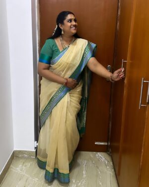 Meera Krishna, Meera Siva Instagram - Such a comfortable fabric to wear thank you @sujaas_studios661 😍