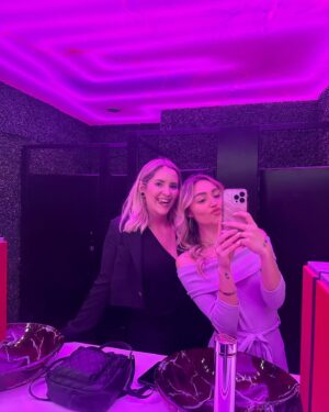 Megan Guénard Instagram - Endless fun at @pandorasupperclub 🥂
Good food, good drinks, good Dj and good crew!
Thanks for the invitation 🙏

#nightlife #nightclub #recommended
