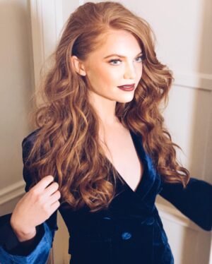 Megan West Instagram - D R  E  A M  T E A M
#queenamericapremier #glamsquad #grateful #vogue #preshoot #aboutlastnight