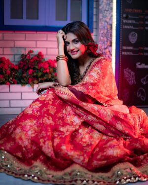 Megha Chakraborty Instagram - #happyme❤️ 

Shot and Edited by: @ashmaneditors 
Styling: @yourstylistforever 
Outfit: @ethnicplus.in 
MAU: @makeoversbyneeta 
Hair: @vandna_7_86 

#meghachakraborty #ethnicwear #ook #style #pic #picofday #frame #red #photoshoot