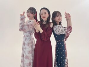 Megumi Han Instagram - F i r s t  R e p o r t

TVアニメ【#推しの子 】第1期公式ガイドブック「First Report」

新生B小町よりルビー役の伊駒ゆりえさんとMEMちょ役の大久保瑠美さんと対談させて頂きました！

「あなたのアイドル　サインはB」

苺プロファン感謝祭2023の想いと共に。