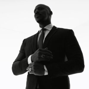 Mehcad Brooks Instagram - When you stand up and act as if you have the right to be here, you have now attacked the power structure of the entire western world. - Baldwin 

Zero10fifty 🦉 

#mortalkombat #mehcadbrooks #wearehere #morelove #suited #johnvarvatos #justakidfromaustin #highfashion