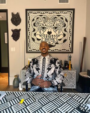 Mehcad Brooks Instagram - Step into my office. 🤴🏾