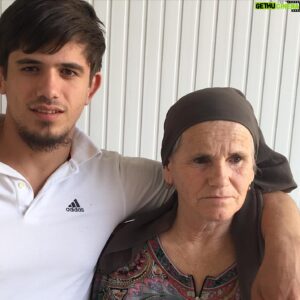 Mehdi Baydulaev Instagram - Аллах1 Декъал йойла хьо сан хьоме Нана Аллах1 хьан г1о м гойтил тхун, Дала дог хьостил хьан❤️