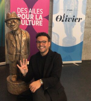 Mehdi Bousaidan Instagram - 4 nominations aux Oliviers pour mon show “Demain” ! 
Allez acheter vos billets si vous ne l’avez pas encore vu ! Lien dans la bio.