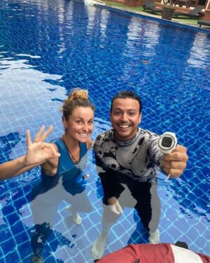 Mehdi Bousaidan Instagram - 4 MINUTES 54 SECONDES ! 

Premier cours de plongée en apnée statique avec @blue_chitta au @dpmdivinghotels.