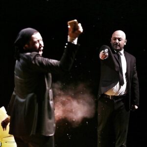 Mehdi Koushki Instagram - 🎭 انتشار  نخستین بخش از  عکس های نمایش «اکلیل»

عکاس: میلاد بهشتی
@miladbeheshtii

نويسنده: مهدی كوشكى
تهيه كننده و كارگردان: مهتاب شكريان
بازيگران: مهدی كوشكى، نگار عابدی 💳
خرید بلیت از سایت تیوال
‏tiwall.com/p/aklil
📢

اردیبهشت و خرداد ۹۸
ساعت ۱۸:۳۰
تئاتر مستقل تهران ‏
‏@mostagheltheater
‏@mehdi_koushki
‏@mahtab_shokrian
‏@negarabedi80
‏@farshid_fa_
‏@h.judaki
‏@fatimah_khanlou
‏@hosseinbarfinezhad
‏@zohre_kazemi
‏@hasan_mohammadi_farani
‏@miladbeheshtii
‏@meysamentezari
‏@ehsan.rezvaniii
‏@erfanpoormohammadii
‏@arashaghabeik
‏@katayoon_s.h
‏@kiyarash_radmehr
‏@pezhman_skh

@jarchinews
____________

#نمایش #اکلیل #تئاتر_مستقل_تهران
#مهتاب_شكريان #مهدی_کوشکی #نگار_عابدی