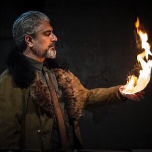 Mehdi Koushki Instagram - 🎲ورق بزنید

من یک فیلمساز وابسته ام🎬

انتشار اولین سری از عکس های نمایش «وقتی کبوترها ناپدید شدند»

عکاس: ساینا قادری 📢

نمایش “وقتی کبوترها ناپدید شدند

تولید تازه تئاتر مستقل تهران

نویسنده: سُفی اُکسانِن
مترجم: #محسن_ابوالحسنی
کارگردان: #هستی_حسینی

بازیگران: (به ترتیب الفبا) #مهدی_پاکدل، #خاطره_حاتمی، #عباس_خداقلی_زاده، #شهروز_دل_افکار، #سارا_زینلی، #الهه_شه_پرست، #مهدی_کوشکی، #مجید_نوروزی .
طراح صحنه: #مصطفا_کوشکی
طراح لباس: #هستی_حسینی
طراح گریم: #سارا_اسکندری
طراح نور: #علی_کوزه_گر
طراح صدا و موسیقی: #کسرا_پاشایی
طراح ویدئو : #بهرام_رامه 
طراح گرافیک: #مهدی_دوایی 
مدیر تولید: #حسن_جودکی 
مشاور رسانه ای: #بابک_احمدی 
عکاس: #ساینا_قادری
ویدئو مپینگ: شروین عقیلی
تبلیغات: کافه مستقل
دستیار کارگردان و برنامه ریز: #ریحانه_رنجبر 
سرمایه گذار: مصطفا کوشکی - ثمین زرافشان

دستیاران صحنه: #ایمان_عبدی، عباس خداقلی زاده
دستیار لباس: ملیکا گنجی
پخش ویدئو: غزاله باقری، رها ابراهیم زاده
ساخت تیزر: #بهرام_رامه

از ۱۷ اردیبهشت ماه ۹۸ - تئاتر مستقل تهران
ساعت۲۰:۳۰ ‏@mostagheltheater
‏@mostafakoushki
‏hasti____hosseini@
____________

#تئاتر_مستقل_تهران
#وقتی_کبوترها_ناپدید_شدند
 #تئاتر #نمایش #بزودی #تیوال #بازیگر #فیلم#
