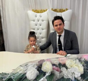 Mehmet Ali Çatal Instagram - Bu kadar buluşma yeter. Evleniyoruz.