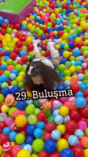 Mehmet Ali Çatal Instagram - 29. Buluşma: Novakid. Sizin çocuğunuz da Balküpü gibi bulunduğunuz her yerden İngilizce öğrenebilsin diye BALKUPU koduyla % indirim fırsatı sizlerle! Üstelik ilk dersiniz ücretsiz! @novakidturkiye #işbirliği
