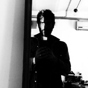 Mehmet Ali Nuroğlu Instagram - kara-ntina 
#homephotography #quarantine