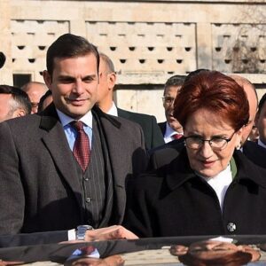Mehmet Aslan Instagram - Sen bu milletin umudusun!
Ve asla yalnız yürümeyeceksin…
@meralaksener