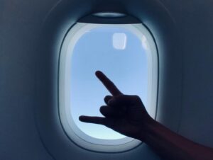 Mehmet Günsür Instagram - A lot is coming soon… a lot! …..Thank You!
Bi sürü şey pek yakında…bi sürü şey!…Teşekkürler! #choosekindness #stayhuman #loveandprosper #back2basics