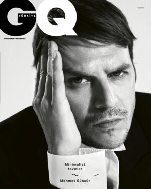 Mehmet Günsür Instagram - #gqkış2020 #gqtürkiye 
Genel Yayın Yönetmeni: @ozgesarikadilar
Fotoğraf: @emreunalstudio
Moda Direktörü: @kanerkivanc 
Yazı: @ebrucapa 
Kreatif Direktör: @ulase
Sanat Yönetmeni: @handemumcuoglu
Saç-Makyaj: pasha
Post Prodüksiyon: @sezerarici
Işık Şefi: @okanatas
Fotoğraf Asistanı: @turanertekin