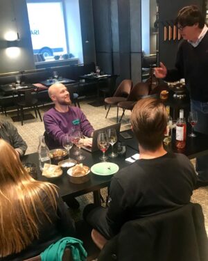 Mehmet Gürs Instagram - Paşaeli Winemaker’s dinner at Andrea!! My old time friend Seyit Karagözoğlu from Istanbul joined me at Andrea Helsinki for a Masterclass about indigenous Anatolian and Thracian grapes and wines. 
We had a great evening yesterday and are looking forward to another one tonight...
@andreahelsinki 
@stgeorgehelsinki 
@pasaeliwines