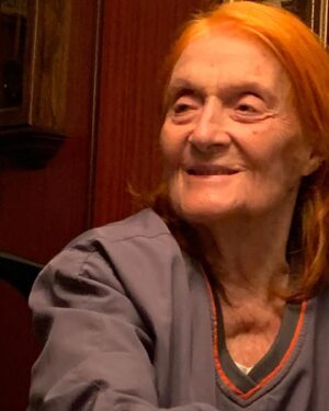 Mehmet Oz Instagram - Happy Mother’s Day to everyone celebrating! I was with my mother in February - the second photo is her now. While her Alzheimers is worsening, it is moving slowly thanks to a careful diet (lower carb with no junk) & exercise (2 long daily walks) program. Her smile still brightens every room!