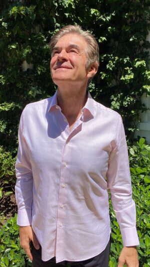 Mehmet Oz Instagram - Happy Spring, and Happy Earth Day!☀️Now that the weather is improving, get outside and enjoy the sun so that your body can create vital Vitamin D — a hormone that helps much more than just your bones!