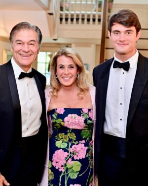 Mehmet Oz Instagram - My son Oliver got married this weekend! My own marriage has been the best decision of my life. A parent’s greatest joy is seeing our children make wise decisions based on the right values, and Oliver has done that by marrying his perfect match, Katherine Ballantine Flinn.