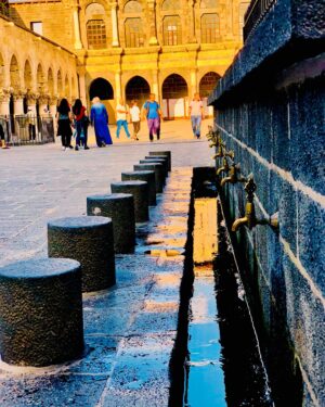 Mehmet Özgür Instagram - İtalya olsa beğenirsiniz değil... #diyarbakır #tarih #history #of #turkey #4ayaklıminare #ulucami #antalya #city #theatre