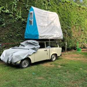 Mehmet Özgür Instagram - Yaşamayı bilmeli insan,mutlu olmayı da,şartlar ne olursa olsun😍🙏👍 #caravan #life #is #good #nostalji #be #happy #venice #italy #europa #caravan #camping
