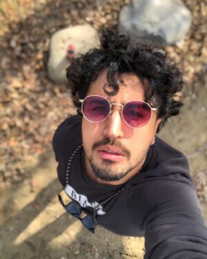 Mehrdad Sedighian Instagram - #oldpic #isweartogod #stayhome