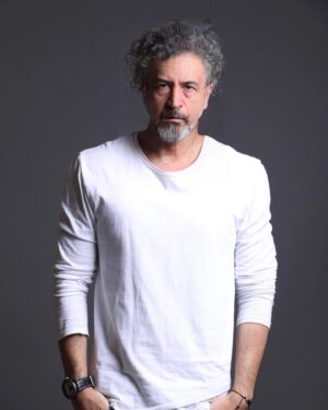 Mehrdad Sedighian Instagram - Live your life and forget your age 
دلت جوون باشه