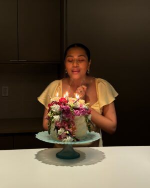 Mehreen Karim Instagram - midsummer’s dream cake for rima 🌹fresh raspberry cake, strawberry mascarpone cream, fresno chili raspberry jam, whipped white chocolate ganache. vivid, elegant, and spicy just like @rimvmivh 

glimpse of some BTS including my brainstorm/vision that didn’t fully come to life thanks to a heat wave and the fact that decorating a cake without buttercream is so hard for me lol