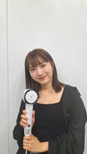 Mei Fukuda Instagram - 最近は特にヘアケアにこだわってて
毎日使うドライヤーだからこそ髪にもいいドライヤーを使いたいよね！☺️☺️

#ドライヤーで美髪に
#PR #SHARP #プラズマクラスタードライヤー #プラズマクラスターって髪にもいいんだって #plasmaclusterbeauty