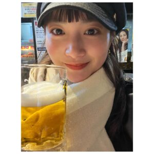 Mei Fukuda Instagram - 暖かくなってきてお酒が更に美味しく飲める
季節がやって参りました🌸初立ち飲みしてきた〜🍻✨