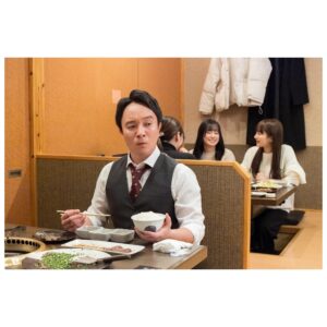 Mei Fukuda Instagram - 出演のお知らせです☺︎

3月19日夜8時〜放送の
TNCテレビ西日本ドラマ🍚『キキミミメシ』に
まりり役で出演させて頂きます！！

大好きな地元福岡でのグルメドラマ🍴
主演は濱田岳さん！
舞台は北九州・小倉の焼肉店“東秀苑”です！！

お店の名物を食べながらの撮影は幸せそのものでした🍻

あ、ちらりと番組ポスターの抜けに写っております✌︎
まりりとのりりとももりの女子3人組です！

放送まで後5日！！お楽しみに〜🥩✨

見逃し配信もあるそうなので、またお知らせしますね☺︎

#キキミミメシ 
#テレビ西日本 
#東秀苑