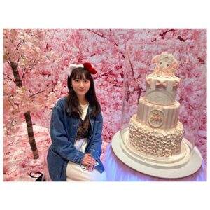 Mei Fukuda Instagram - あかりと樹里ちゃんとサンリオピューロランド！
🎀🎀🎀💖💝✨
いっぱい笑って可愛いに癒されて楽しかった〜☺️

あかり誘ってくれてありがとう！
また遊びに行こう！！🙌🏻🤍