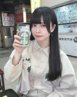 Mei Hashima Instagram - 台湾麦酒🍻