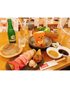 Mei Okada Instagram - ⠀ ⠀ ⠀
⠀ ⠀ ⠀
この間、お友達が連れてってくれました… 
#くまちゃん温泉 を満喫してるひとです🧸