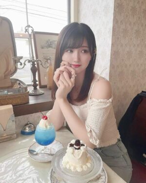 Mei Okada Instagram - ⠀ ⠀ ⠀
⠀ ⠀ ⠀
2023. 5. 19
お誕生日を迎えました𓂃٭ 🎂🐇

自分らしく
好きなことへまっすぐ丁寧に
そして
新しいことにもたくさんチャレンジしていけたらと思います、、.ᐟ.ᐟ 🫧

いつもいっぱいの愛をありがとう…*ﾟ
新しい1年もよろしくおねがいします🧁
